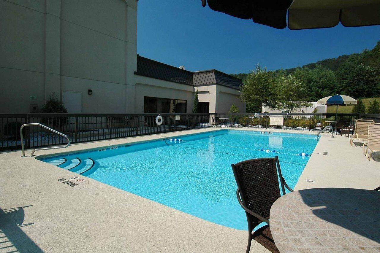 Hampton Inn Brevard Pisgah Forest Eksteriør bilde
